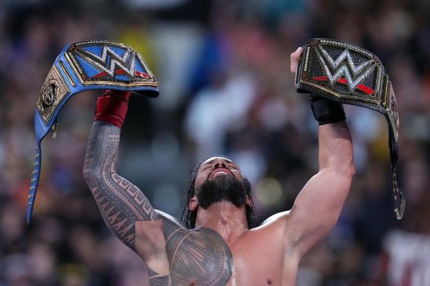 “太愚蠢了！”在令人惊叹的 WrestleMania 主赛事中 Roman Reigns 击败 Cody Rhodes 后，愤怒的 WWE 粉丝猛烈抨击