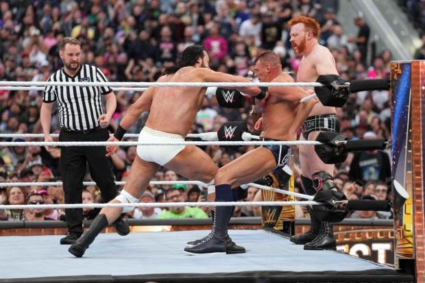 在德鲁·麦金泰尔不确定的未来中，洲际冠军争夺战后 WWE 的激动人心的时刻没有出现