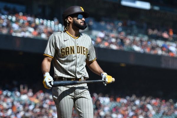 MLB》转播单位偷臭教士塔提斯　画面照他秒切「车祸处理公司广告」
