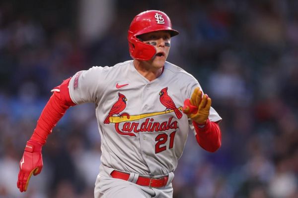 MLB》红雀「妈宝」直播见母开始啜泣　老妈笑疯调侃：他是爱哭包