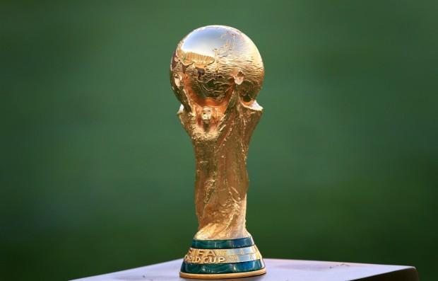 国际足联公布了“设计时间不到一分钟”的简单化 2026 年世界杯标志，球迷们怒不可遏
