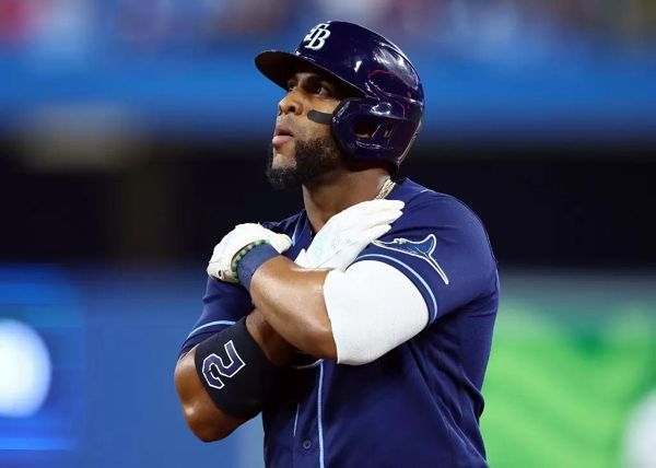 MLB》内野滚地球却成「少棒全垒打」　红袜煮波士顿龙虾粥总仔扛