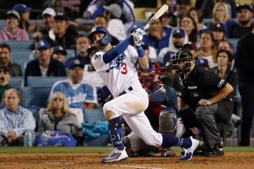 MLB》生涯百轰上演追平满贯弹！　道奇工具人成大联盟史上第25人