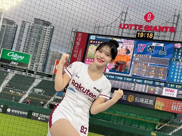 棒球》乐天女孩攻韩！李多慧当地陪还请吃烧肉