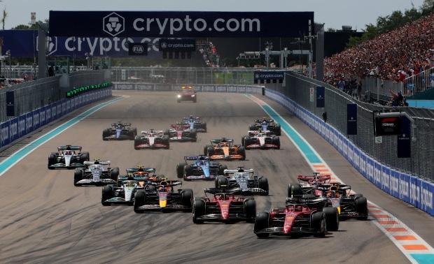 F1车队在改名仅三年后就开始更名，因为车迷们愤怒“只要选择一个名字并坚持下去”