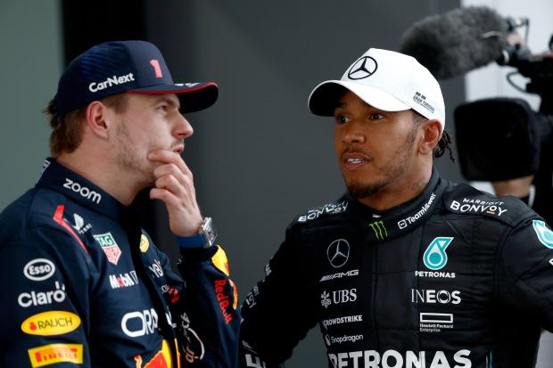 刘易斯·汉密尔顿 (Lewis Hamilton) 重新点燃了与马克斯·维斯塔潘 (Max Verstappen) 的竞争，他建议彻底改变规则以阻止失控的 F1 领先者