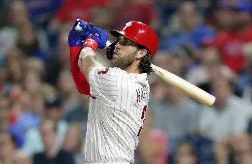 MLB》哈波终结生涯最长全垒打干旱期　回到休息区竟打电话给牛棚？