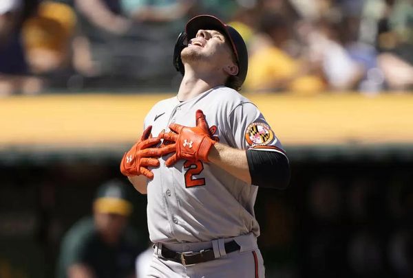 MLB》违反运动精神的事他不做！　金莺菜鸟全力冲「错失完全打击机会」