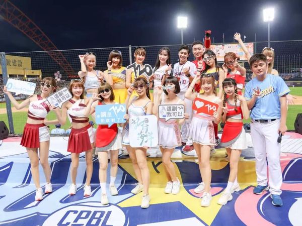中职》结合海洋永续概念　明星赛特选太阳眼镜女孩们也爱