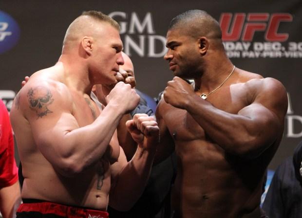 我是 UFC 传奇人物，曾经击败过布洛克·莱斯纳……但现在我要退役，成为一名政治家