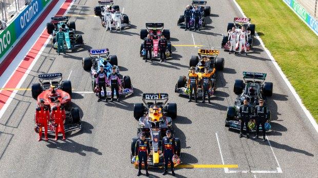 F1 下赛季将陷入混乱，2024 年将有 14 名车手失去合同，其中包括红牛队的塞尔吉奥·佩雷斯 (Sergio Perez)