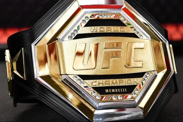 退役 UFC“GOAT”在挂起手套不到一年后暗示将回归，震惊 MMA 粉丝