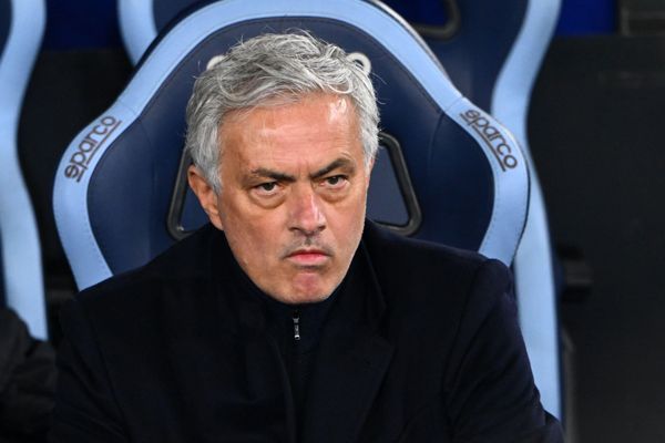 何塞·穆里尼奥 (Jose Mourinho) 是一位一次性天才，赢得了 25 座重要奖杯 – 但您希望他担任您俱乐部的主教练吗？
