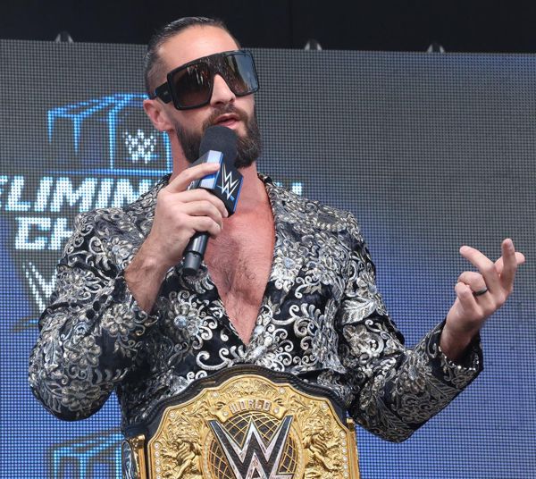“哦不，”WWE评论员喘着气说，在Raw发生奇怪的转折后，成千上万的粉丝高呼“腹泻”