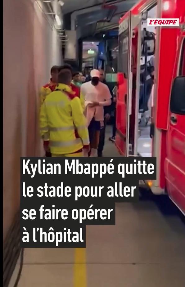 恐怖碰撞后，基利安·姆巴佩戴着口罩离开体育场，鼻子受伤被送往医院