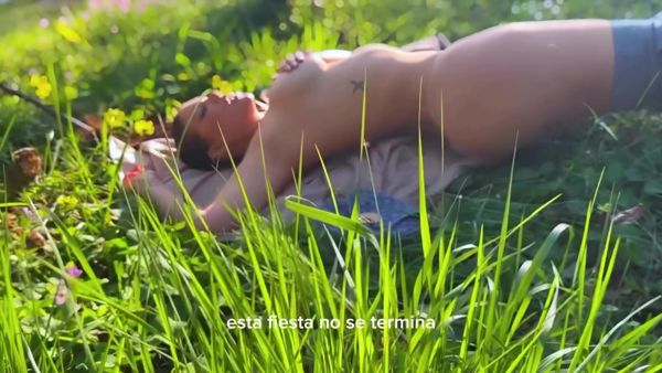 毛罗·伊卡迪的妻子为宣传新单曲而裸照，旺达·娜拉面临 Instagram 被禁的风险