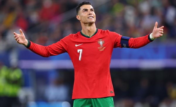 葡萄牙噩梦过后，恐怖数据浮出水面，克里斯蒂亚诺·罗纳尔多正式成为 2024 年欧洲杯最差前锋