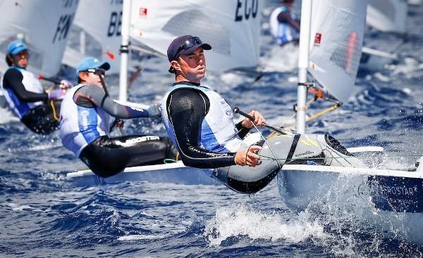 贝俊龙首日出战暂列27位