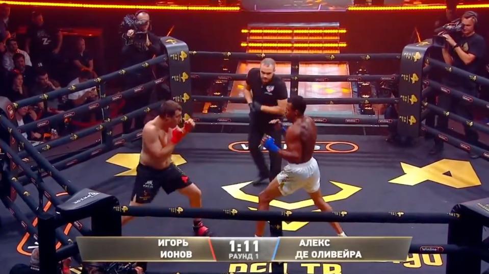 观看 UFC 邪教英雄在裸指关节拳击首秀中残酷 KO 后将鼻子恢复原状的令人作呕的时刻