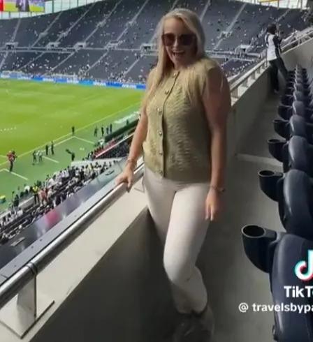 在花费 13,000 英镑的托特纳姆热刺 VIP 体验后，TikToker 因称足球为“新的无底早午餐”而遭到残酷网络攻击
