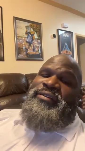 马克·亨利回应有关他与WWE传奇人物去世的说法，并在Instagram视频中告诉粉丝“我还活着”