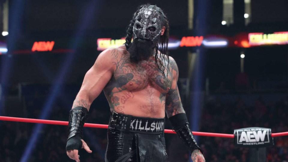 38岁的前WWE明星Killswitch在未婚妻发现他躺在地板上后倒地并被送往医院