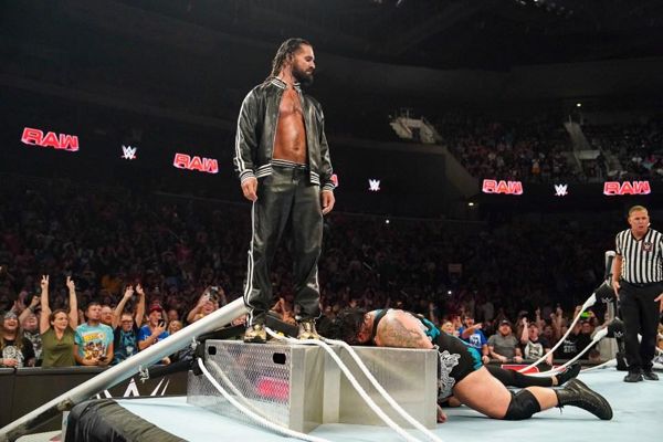 WWE Royal Rumble是免费观看的，如果我有Netflix订阅，还是必须购买按次付费？