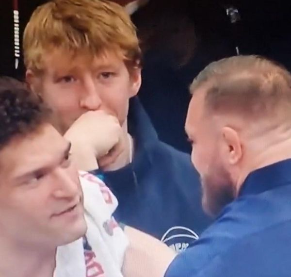 MONM CONOR MCGREGOR尺寸上升7英尺1英寸NBA明星Brook Lopez，Milwaukee Bucks巨人揭示了所说的话