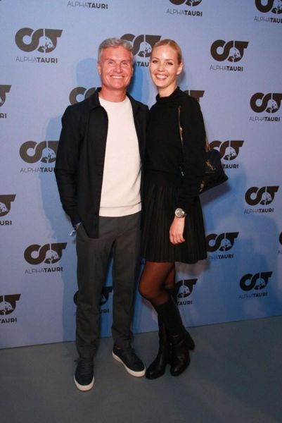 F1传奇人物David Coulthard，现年53岁，向令人惊叹的模特合作伙伴Sigrid Silversand提议 – 他的大三23岁 – 在毛里求斯