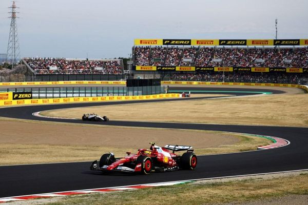 马克斯·维斯塔彭（Max Verstappen）击中了震杆