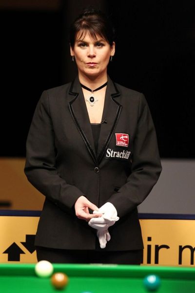 “这可能会让我哭泣”  – 创造历史的女性裁判从传统的斯诺克（Snooker）退休