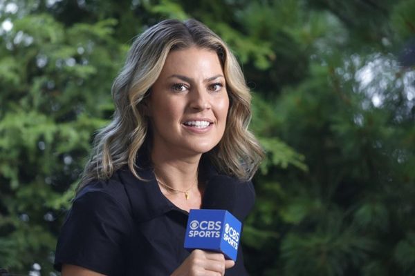 阿曼达·巴利奥尼斯（Amanda Balionis）在他的Quail Hollow Nothow之后，似乎对Rory McIlroy进行了微妙的挖掘