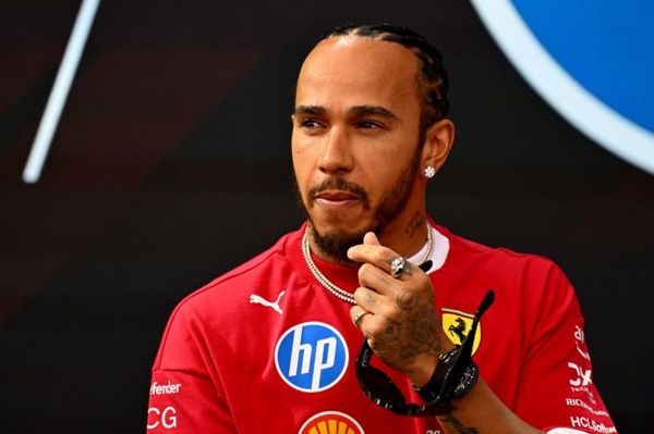 刘易斯·汉密尔顿（Lewis Hamilton）在遇到巨大的颠簸后发出“飞行”，因为法拉利参与了可怕的摩纳哥大奖赛事件