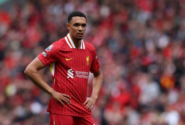 皇家马德里宣布特伦特·亚历山大·阿诺德（Trent Alexander-Arnold）以1000万英镑的价格加入皇家马德里