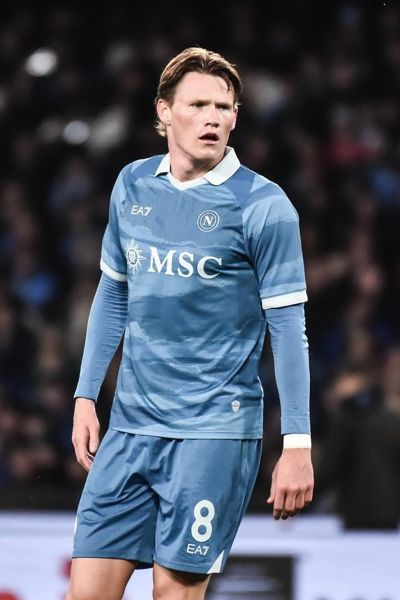 斯科特·麦克托米尼（Scott McTominay）将借给卡姆（Cam）经营的公司后，将损失数百万美元，后者面临欺诈指控