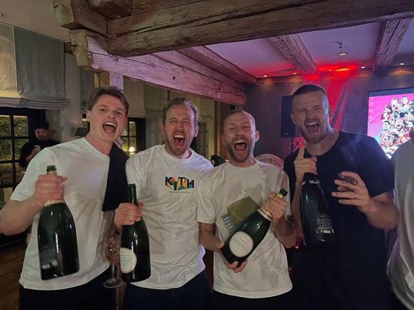 哈里·凯恩（Harry Kane）和他的拜仁慕尼黑队友被俱乐部官员阻止在伊维萨岛举行冠军派对