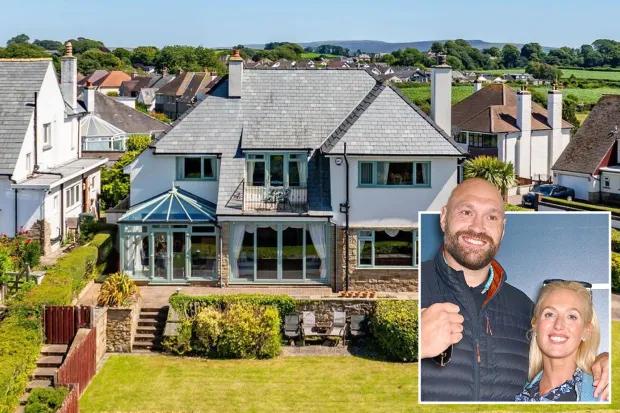 泰森·弗里（Tyson Fury）和妻子巴黎（Paris）出售80万英镑的海边物业，以敲除价格……但仍可赚取巨大的利润