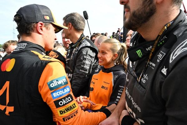 在兰多·诺里斯（Lando Norris）的爱情生活中