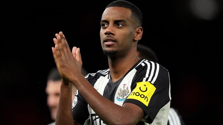 亚历山大·伊萨克（Alexander Isak）利物浦转会新闻：杰米·卡拉格（Jamie Carragher）希望俱乐部签下纽卡斯尔前锋，但不以1.5亿英镑的价格签下