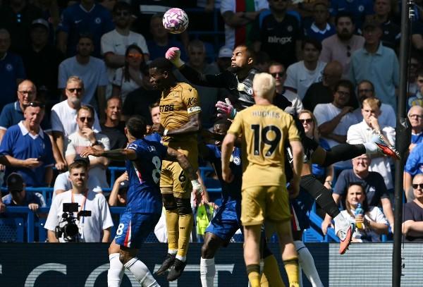 加士拿：冇为基尔要胁辞职