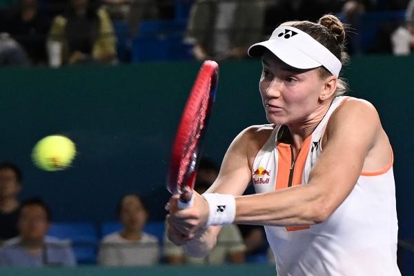 WTA宁波赛 赖芭坚娜封后