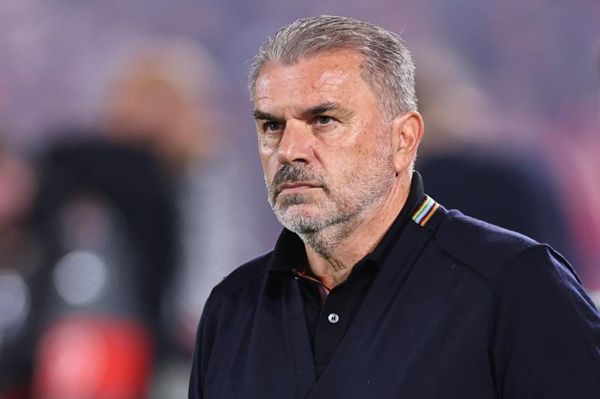 Ange Postecoglou在诺丁汉森林的未来已经对Marinakis质疑，以决定他的未来几天之内