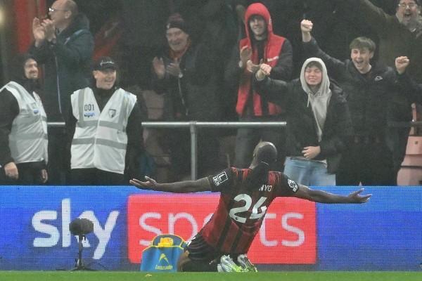 【英超知音人】般茅上前4 Blur低音手高唱Woo-hoo