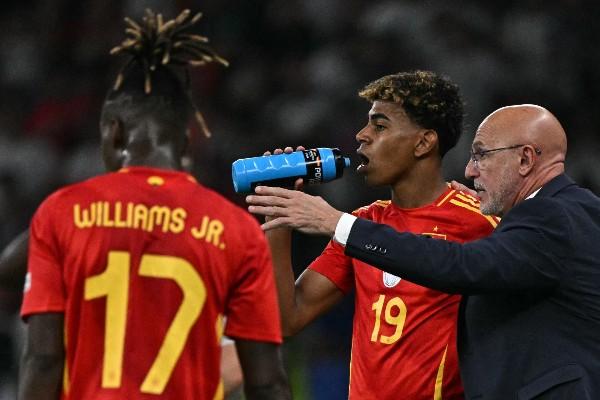 巴塞冇通报也马伤情 迪拉方迪嬲爆