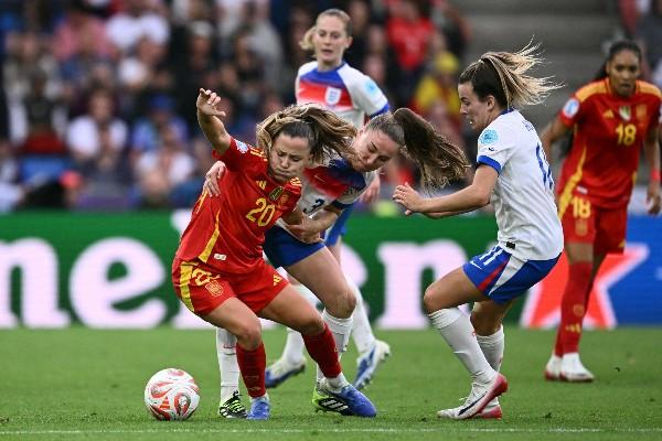 英女足世杯外斗狂牛 安排温布莱上演