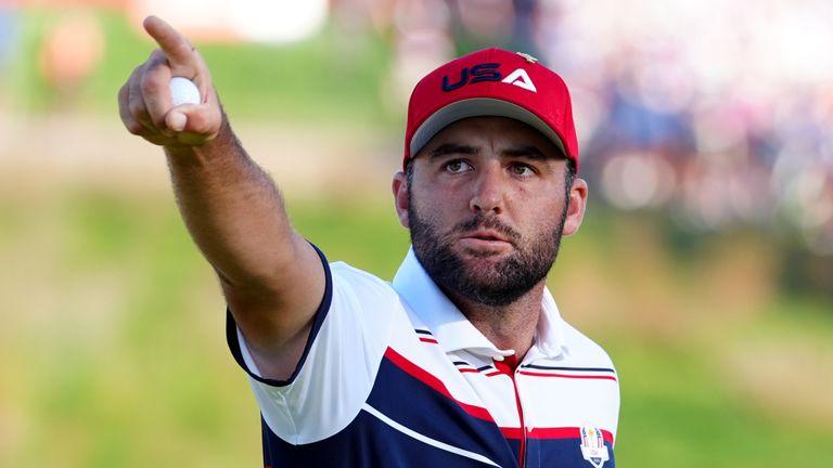 斯科蒂·舍夫勒连续第四年荣获美巡赛年度最佳球员，与泰格·伍兹一起载入史册