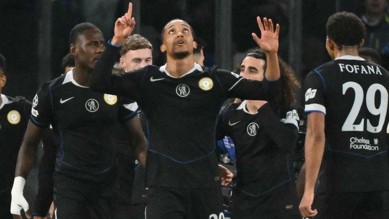 切尔西：关键一周那不勒斯获胜后，利亚姆·罗尼奥尔令人印象深刻的开局成为焦点