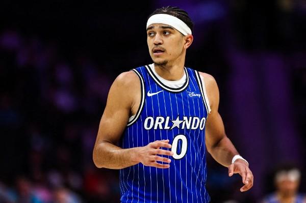 4夹1！魔术「小黑」靓绝入樽成佳话