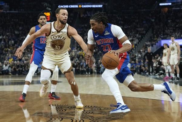 史提芬居里患跑步膝 缺席迎76人常规赛