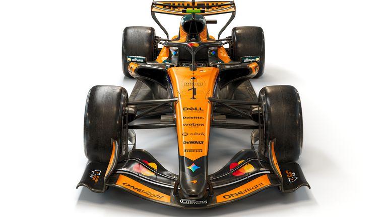 迈凯伦 MCL40 发布：世界冠军为兰多·诺里斯和奥斯卡·皮亚斯特里揭晓 2026 年 F1 赛季熟悉的制服